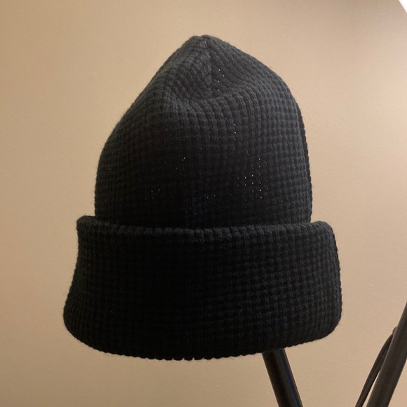 Zara Other - Regular black beanie